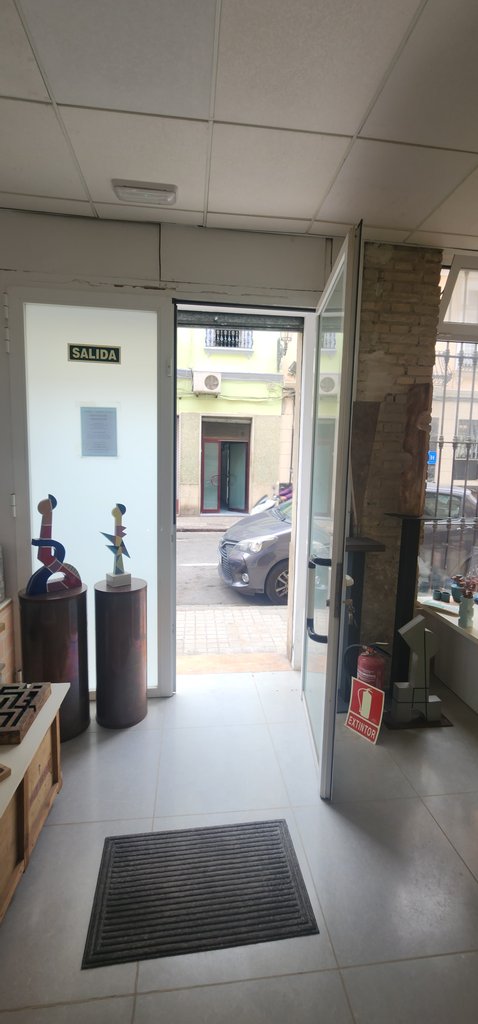 Acceso principal sin desnivel