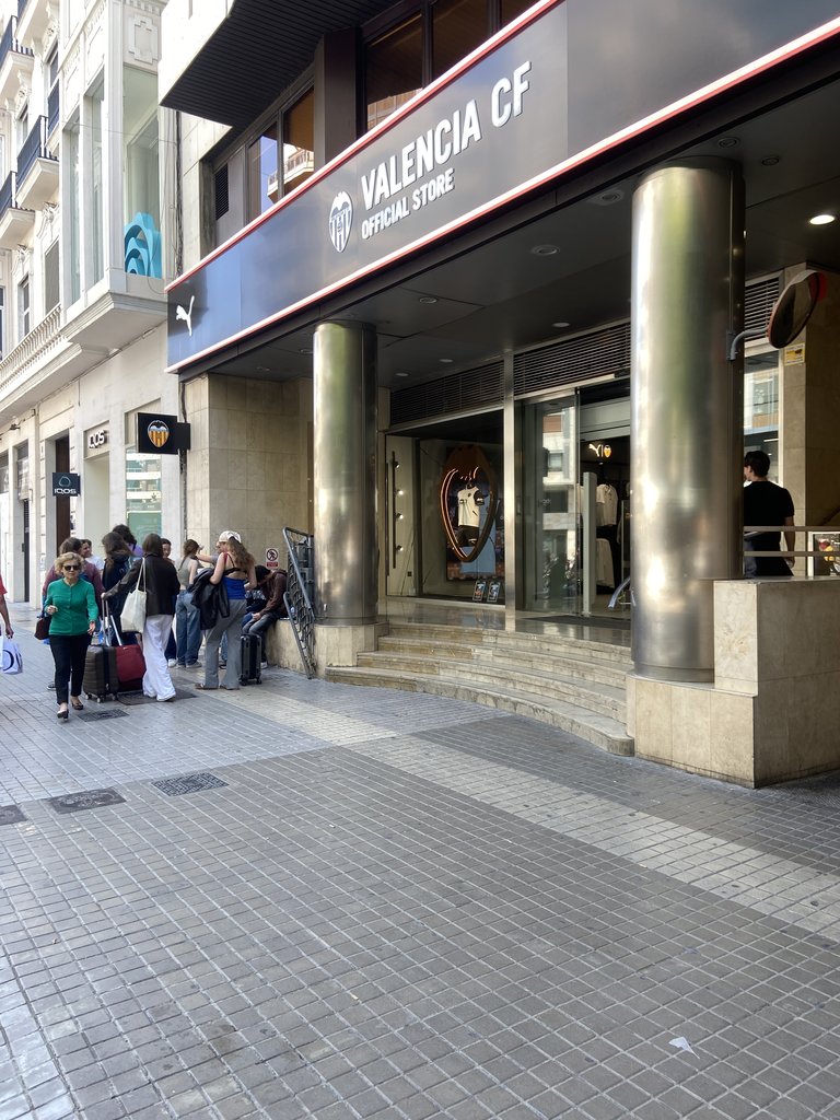 Acceso al establecimiento.