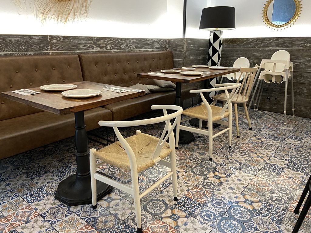 Salón comedor accesible.