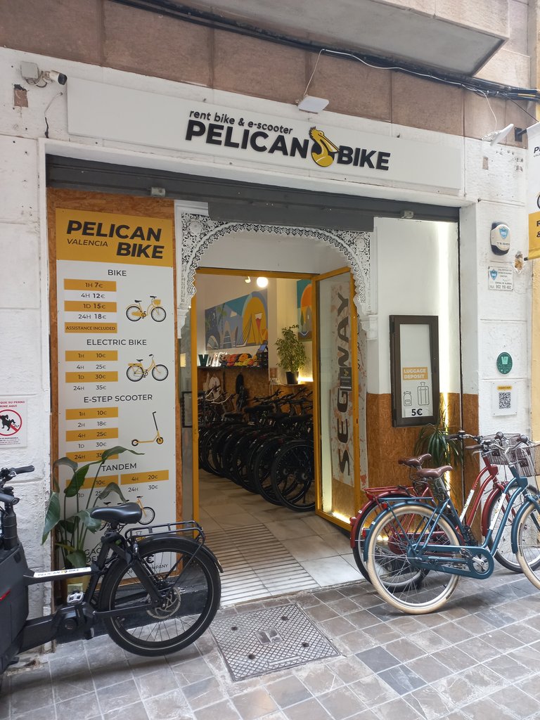 Establecimiento reconocible y fácilmente identificable.