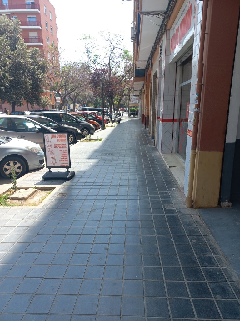 Recorrido exterior con anchura superior a 1,80 metros.