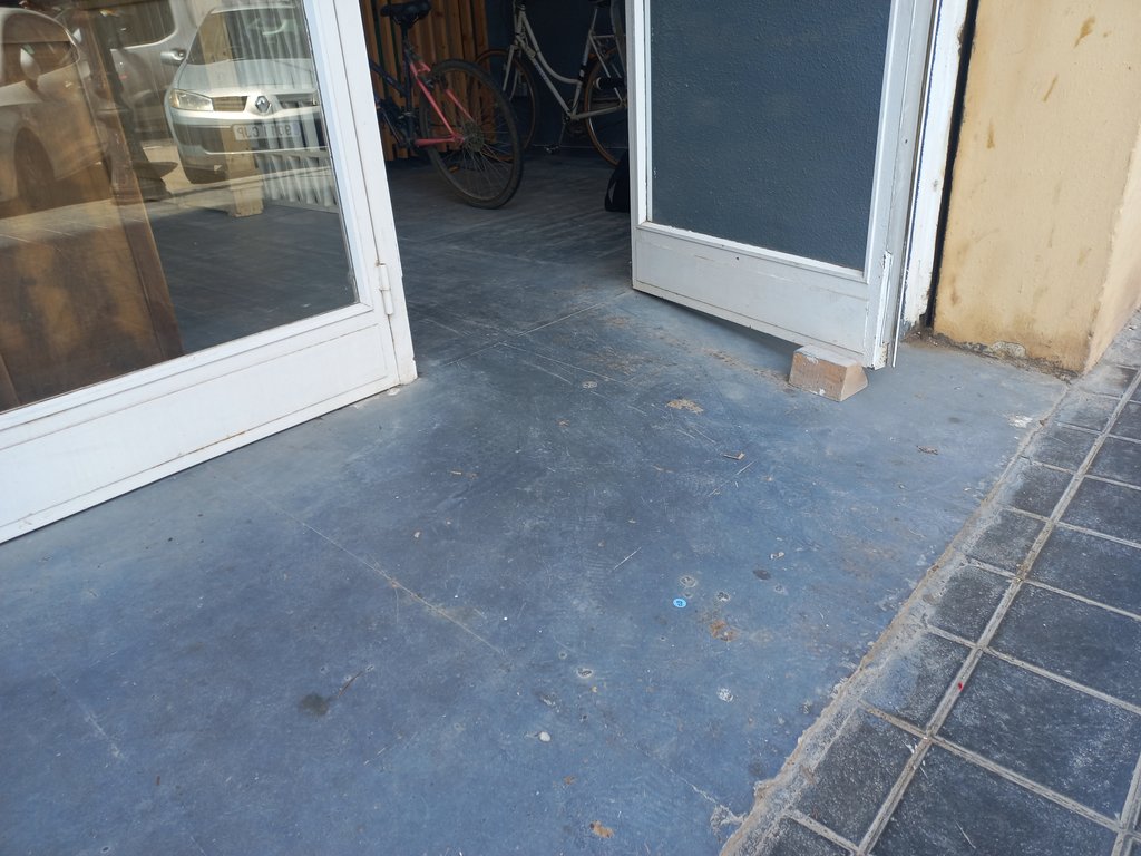 Rampa de acceso para superar desnivel.