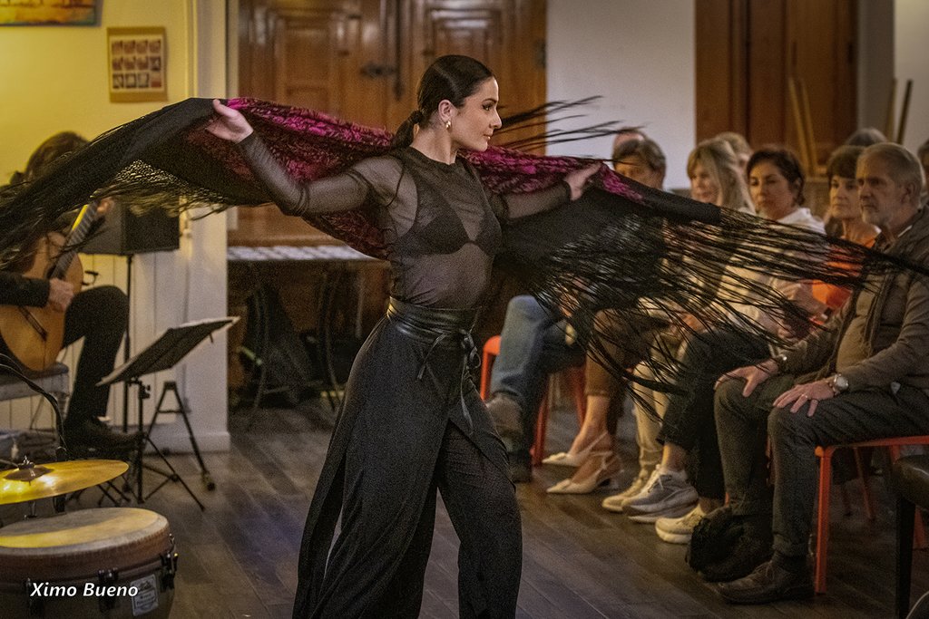 Espectáculo cercano al espectador para mayor visibilidad.