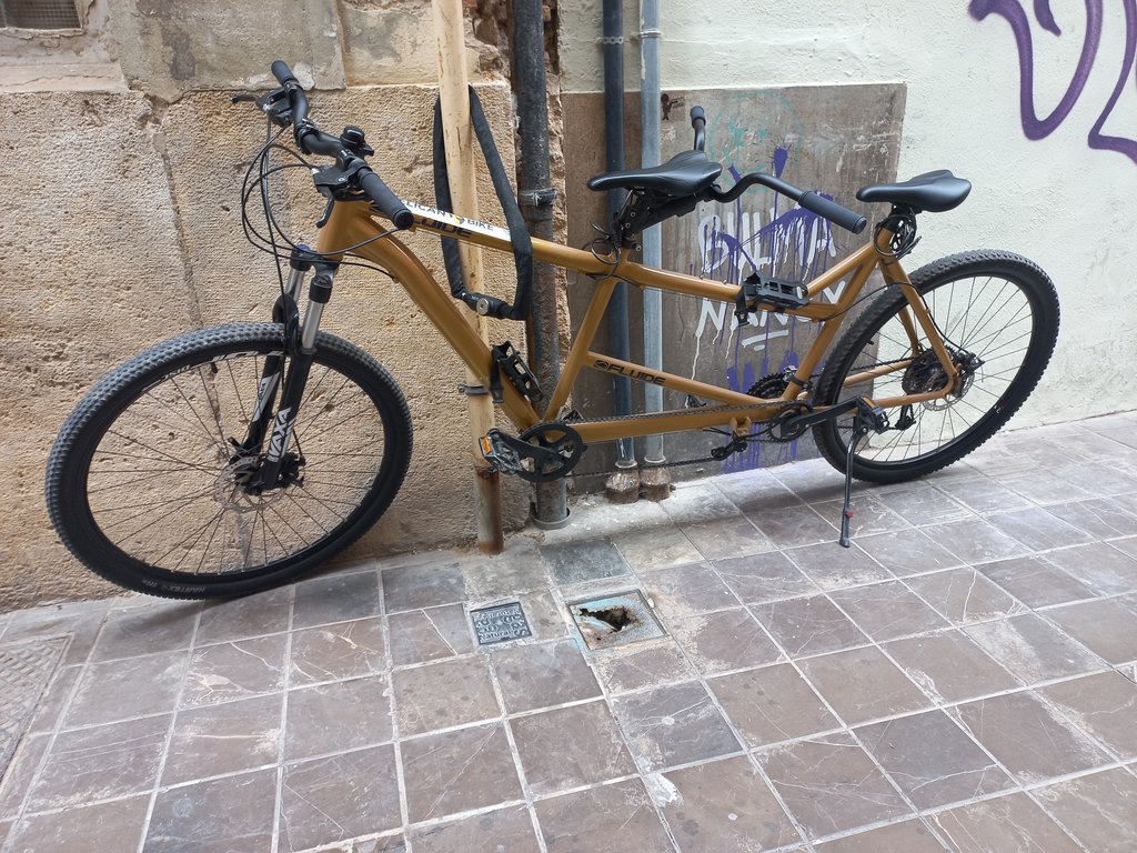 Modelos de bicicleta tipo tándem.