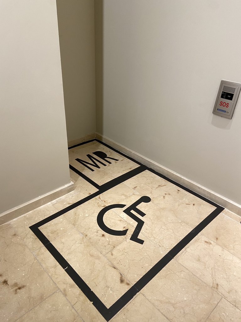 Zona refugio señalizada.