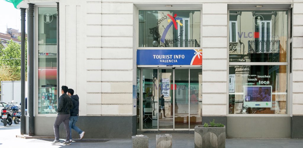 Fachada principal de la OT. FVV