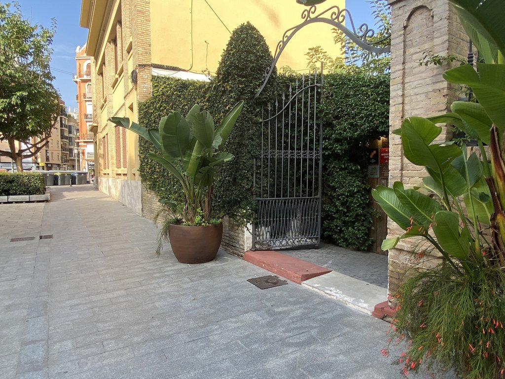 Correct exterior accessibility.