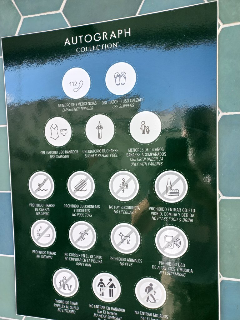 Sistema de comunicació augmentativa. Implementació de pictogrames en cartelleria.