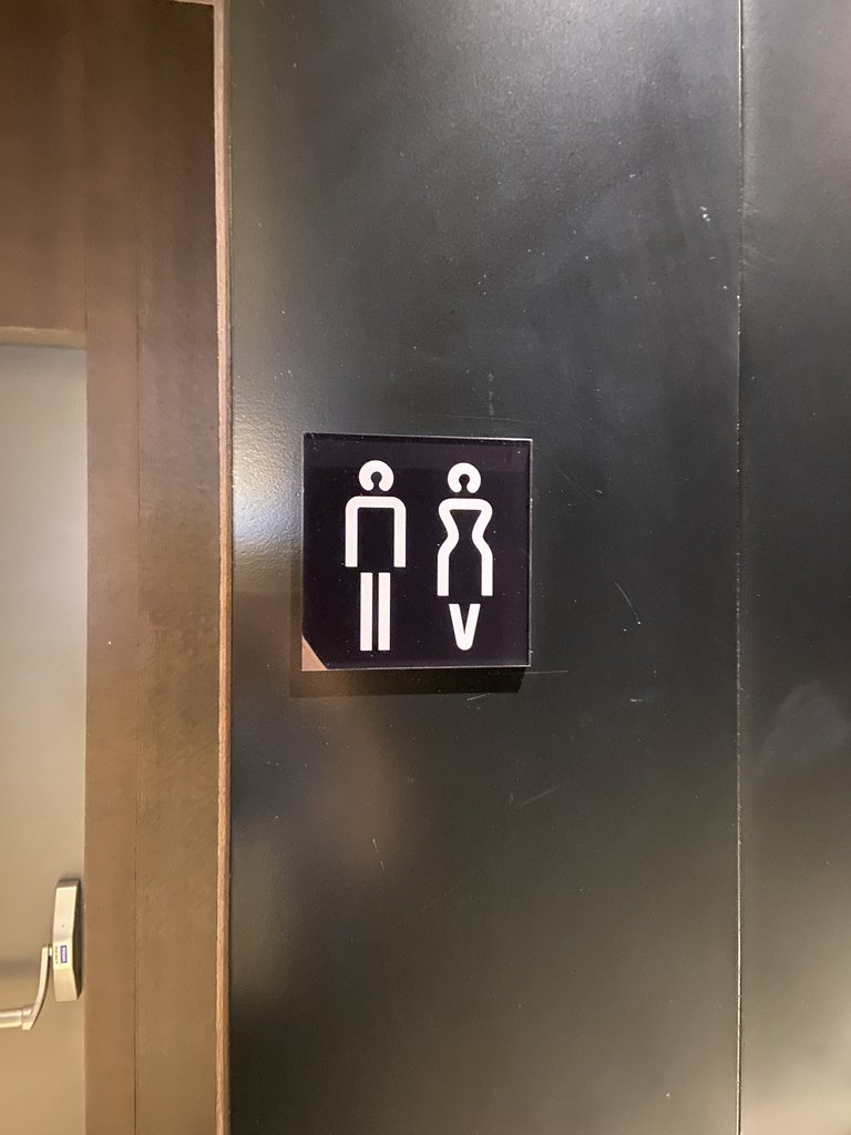 Senyalització banys comuns.