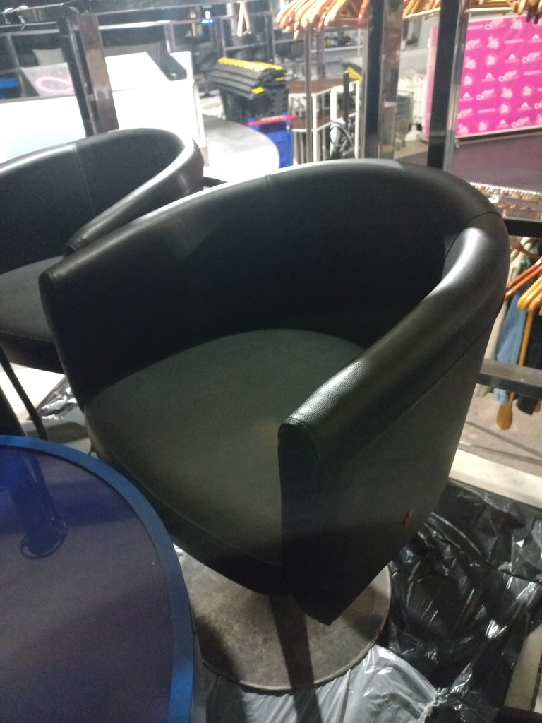 Ergonomic equipment in rest areas.