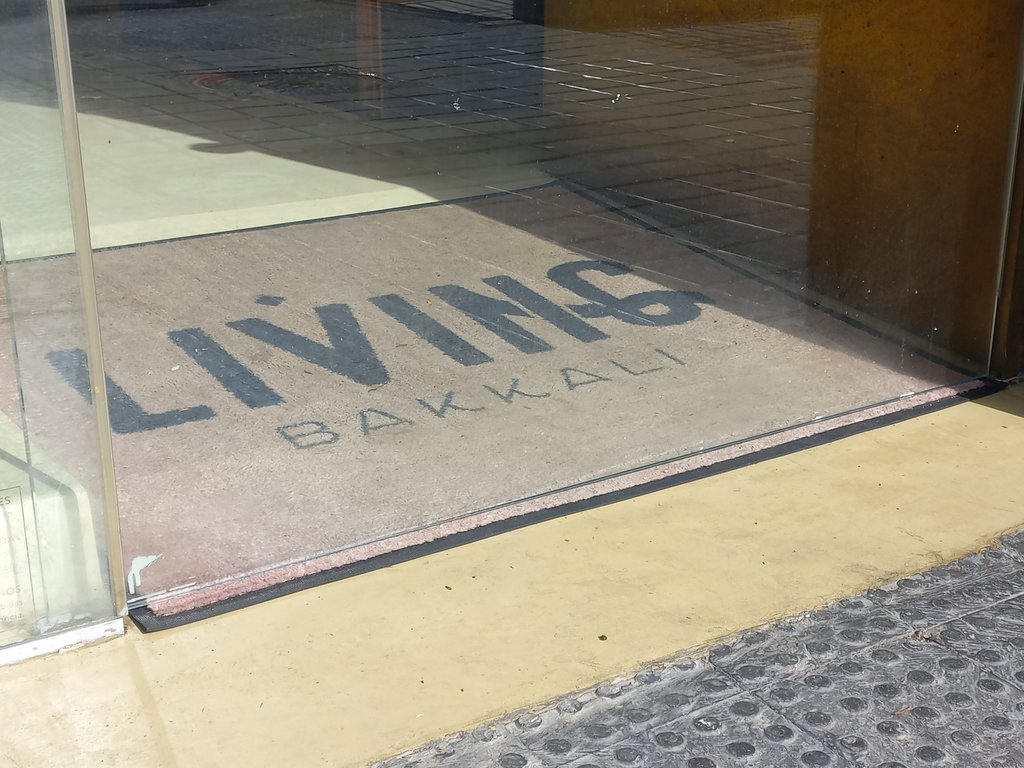 Flat and obstacle-free access.