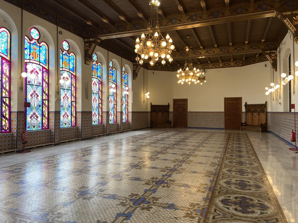 Accessible and spacious event rooms with furniture available according to different needs.