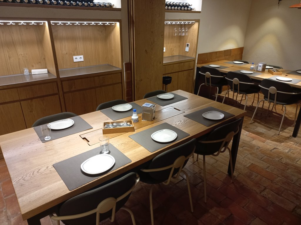 Illuminated tables and recognizable routes by arrangement of equipment and furniture.