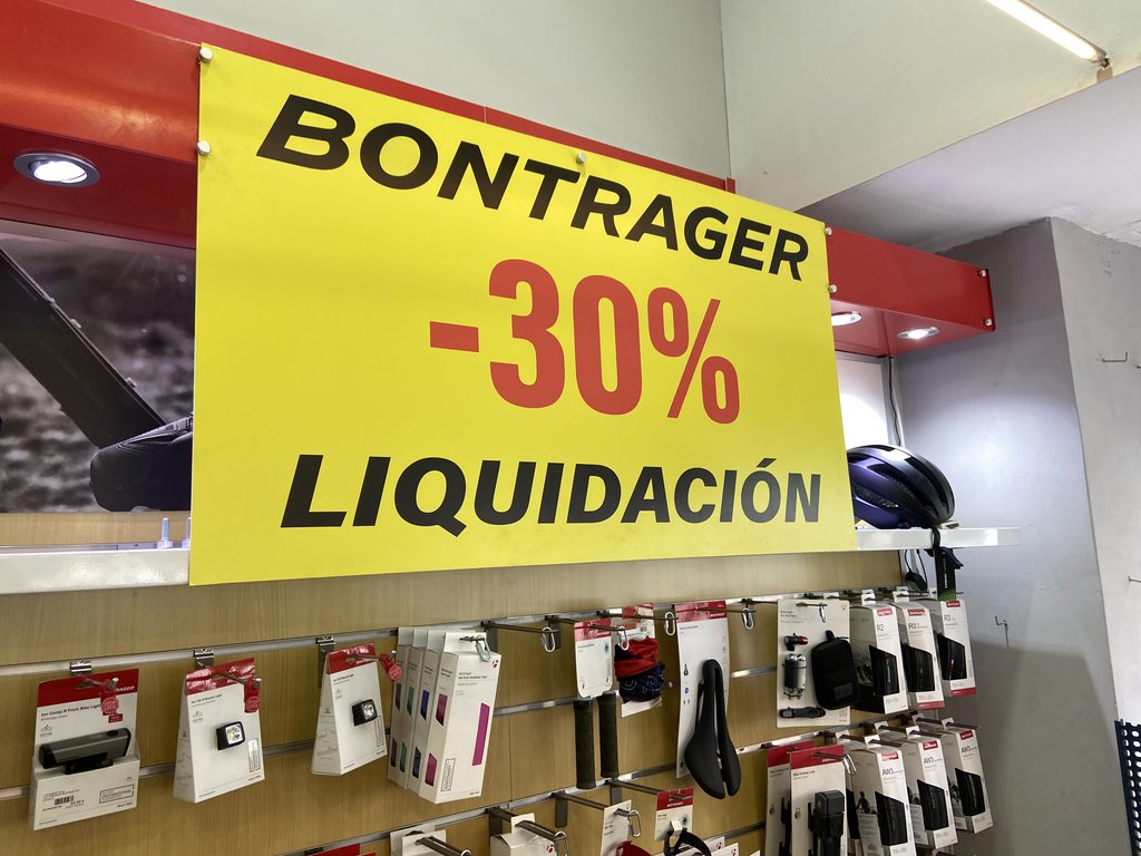 Señalización descuentos.