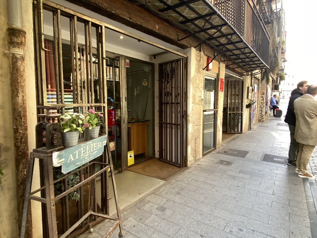 Accesibilidad exterior adecuada.