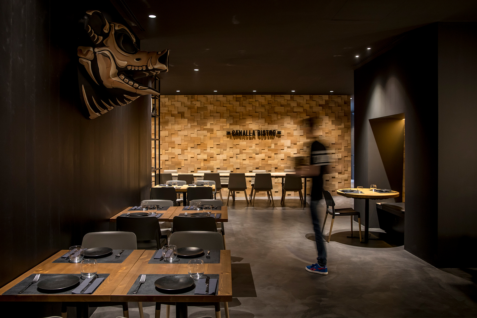 Canalla Bistro by Ricard Camarena