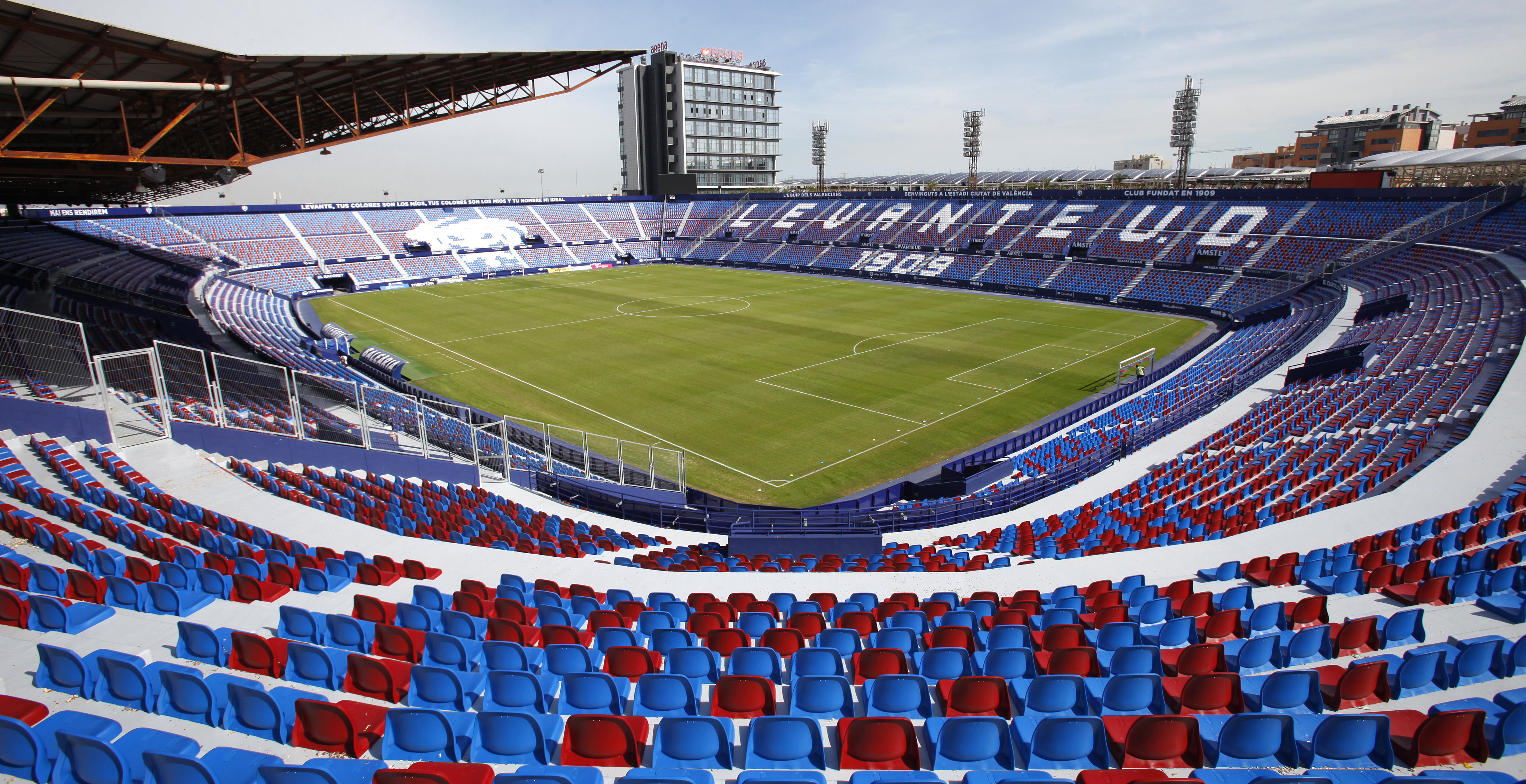 vista panorámica del estadio del levante