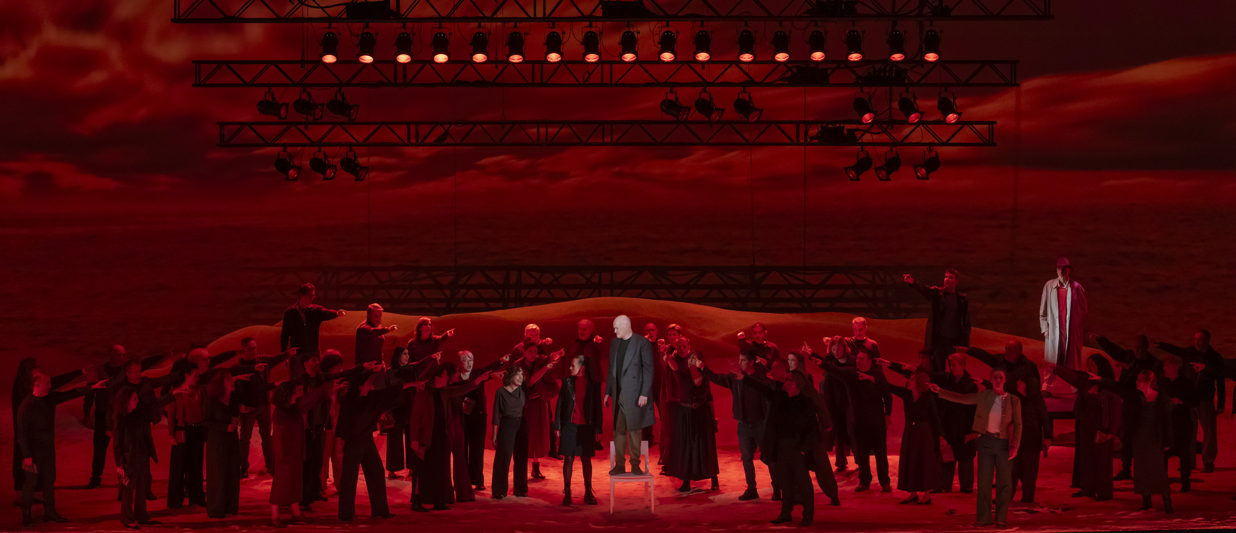 Enemigo del Pueblo ópera Palau Arts Valencia