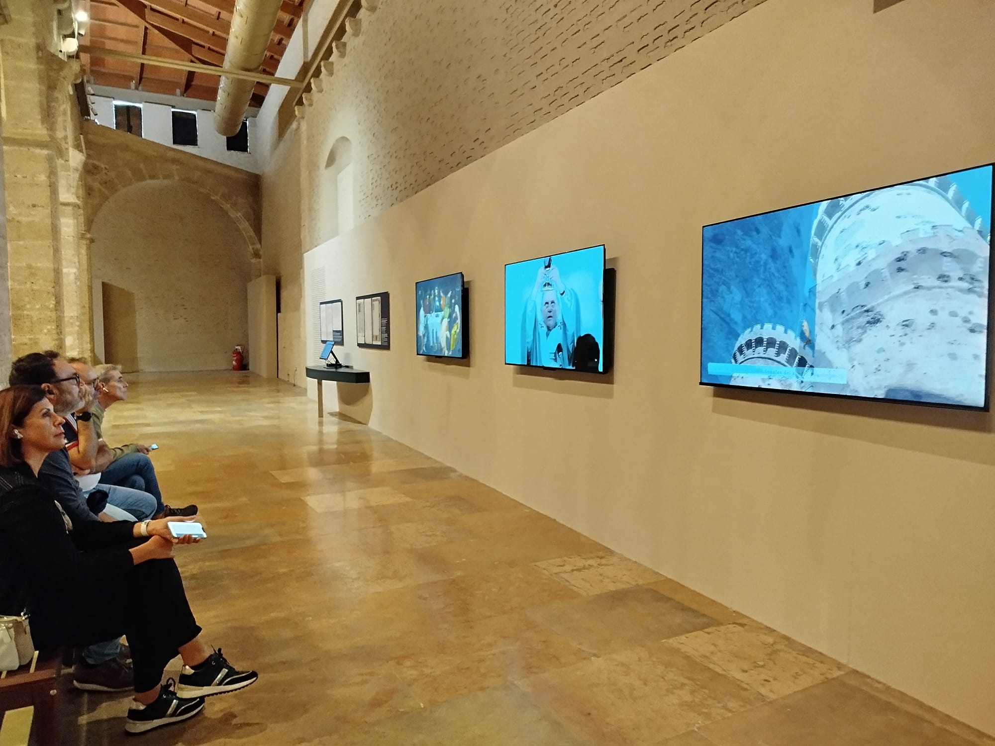 Exposición Santo Cáliz Almudín