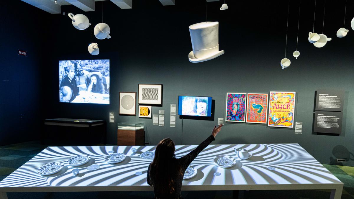 Exposición y actividades «Los mundos de Alicia» en València