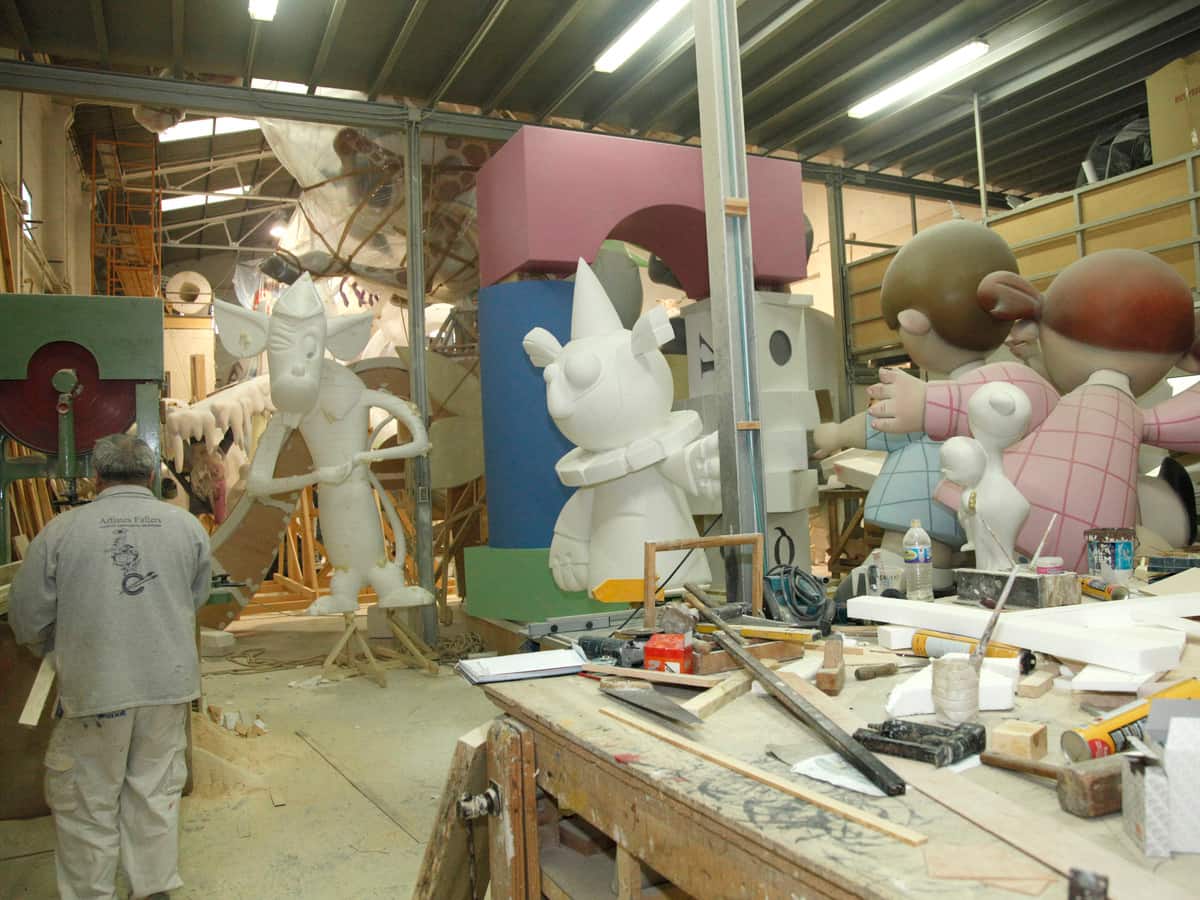 Dos planes para descubrir las Fallas de València