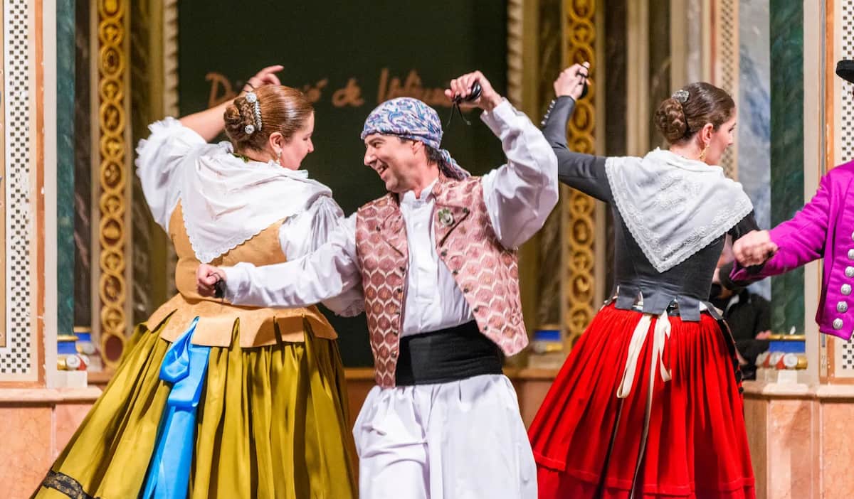 Actuaciones de la «IV Trobada de Folklore» en València