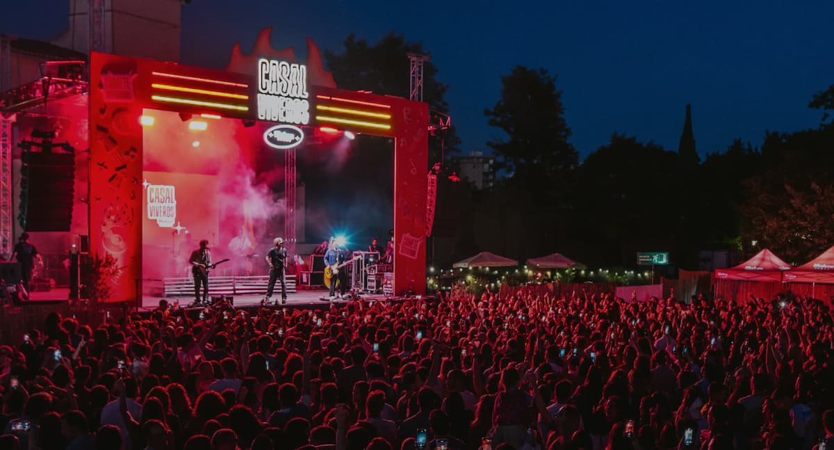 Ven a la Festa del Esmorzar de Casal Viveros a València 