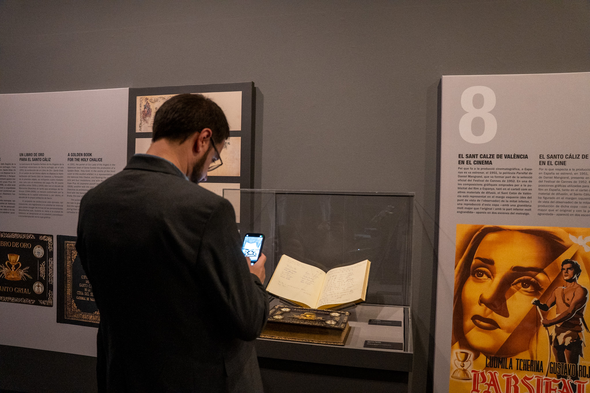 Exposición Santo Cáliz MUVIM Valencia