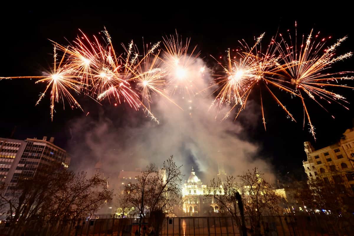 Fuegos artificiales en honor a la Mare de Déu