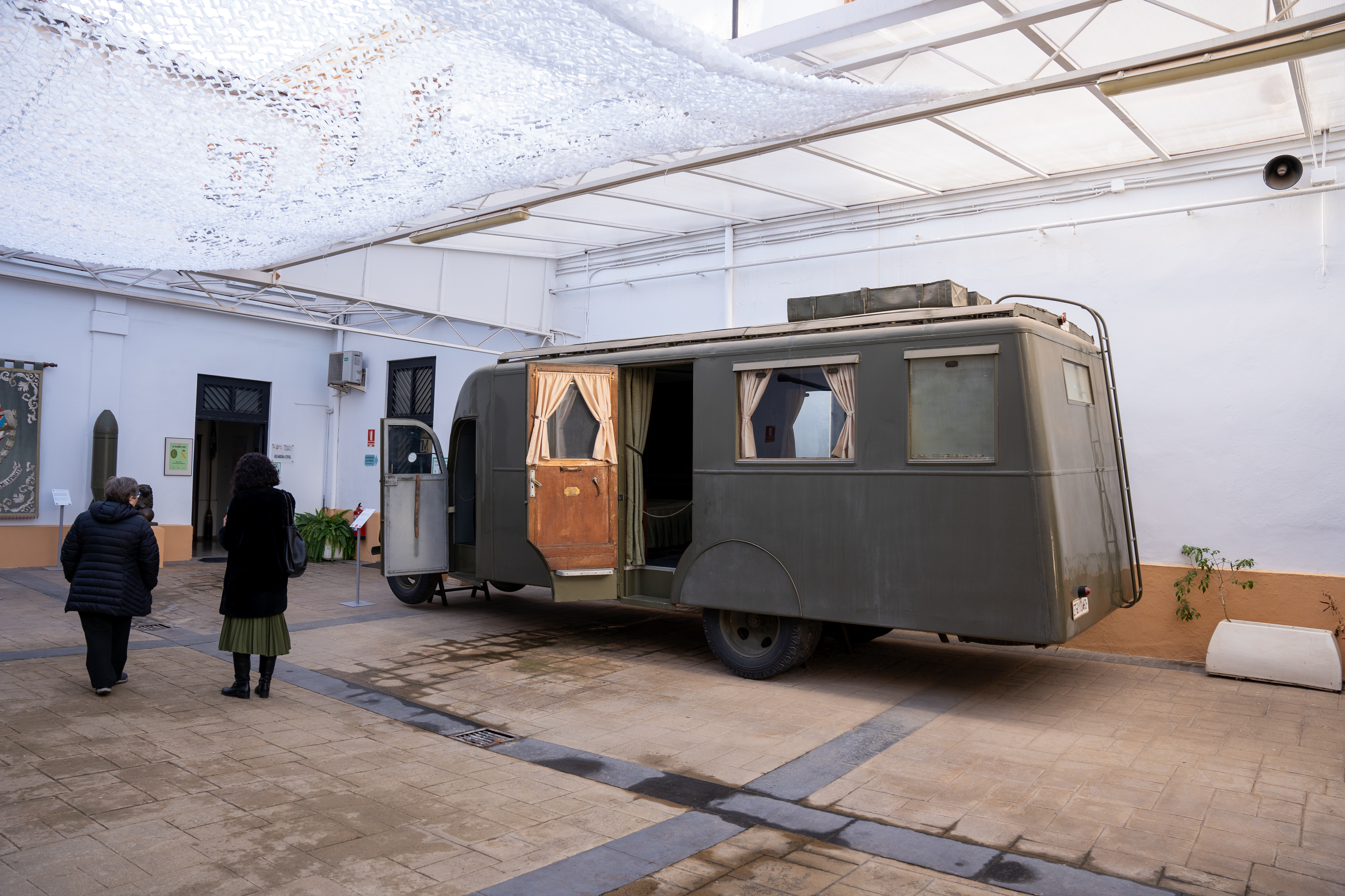 Coche en el  Museo Histórico Militar 