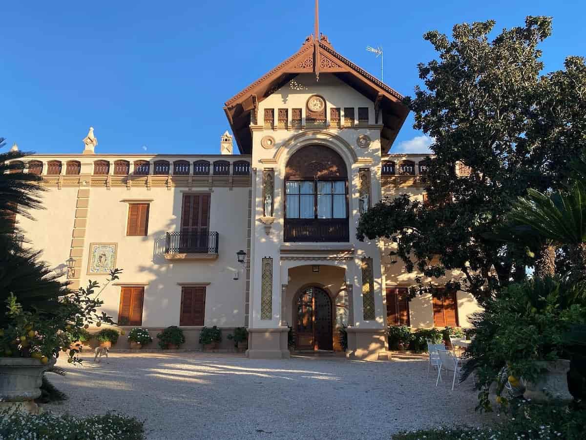 Taller de vermouth y visita guiada a Huerto Ribera en València