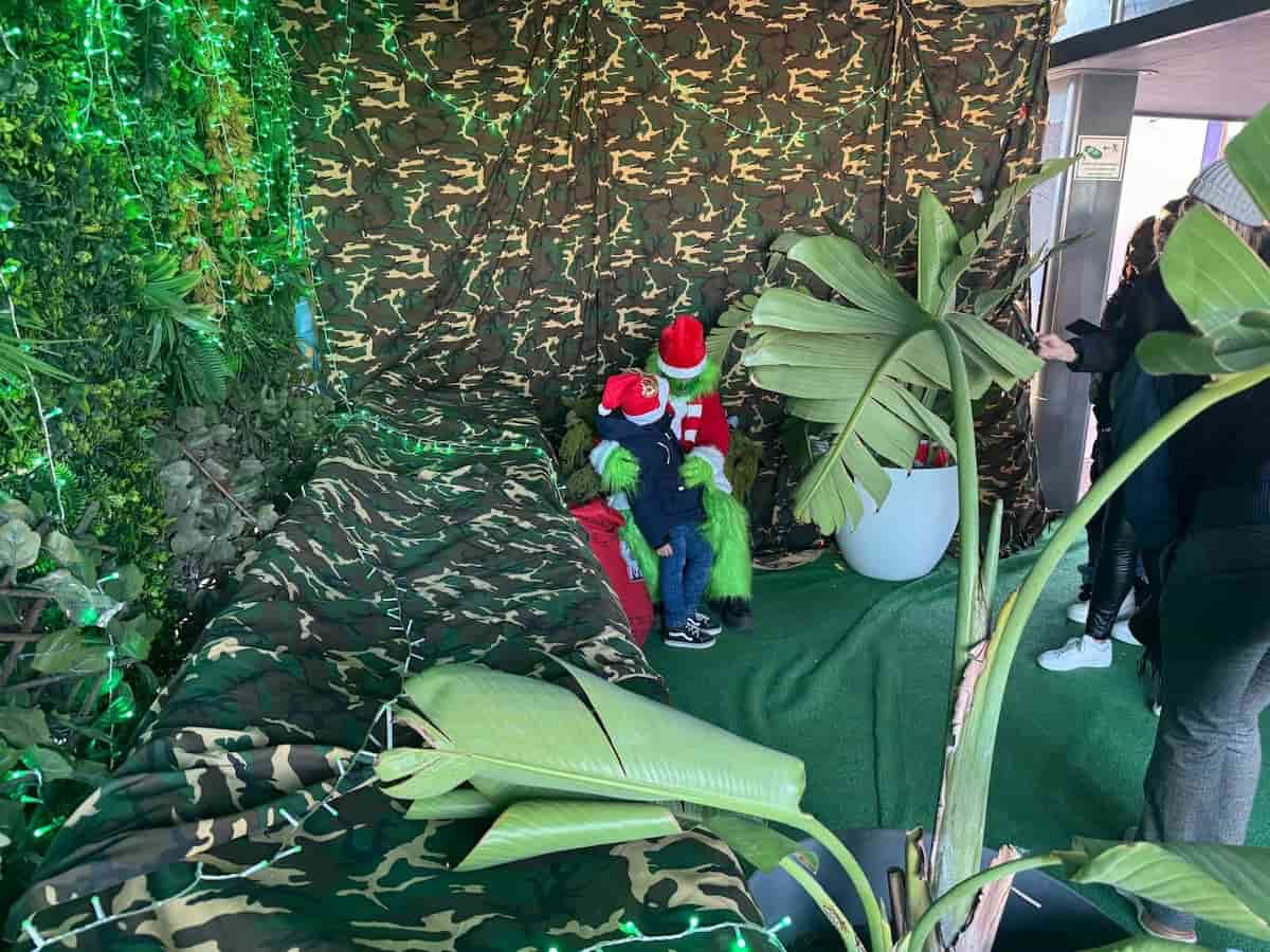 Súbete al Barco de la Navidad en La Marina de València 