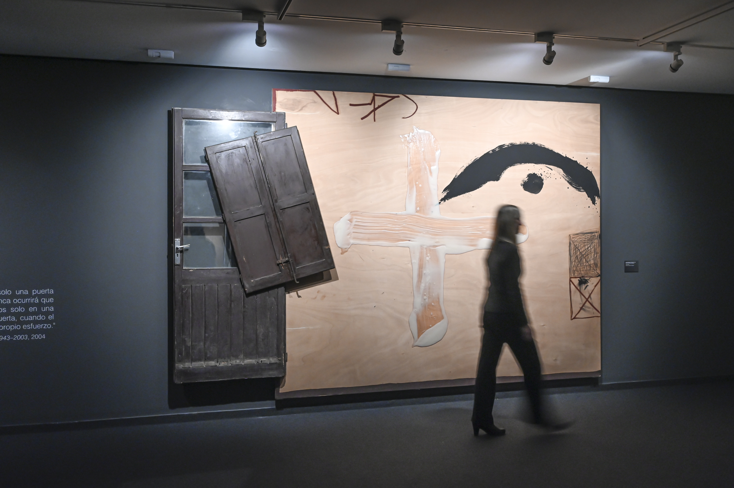 Exposición de Antoni Tàpies en la Fundación Bancaja