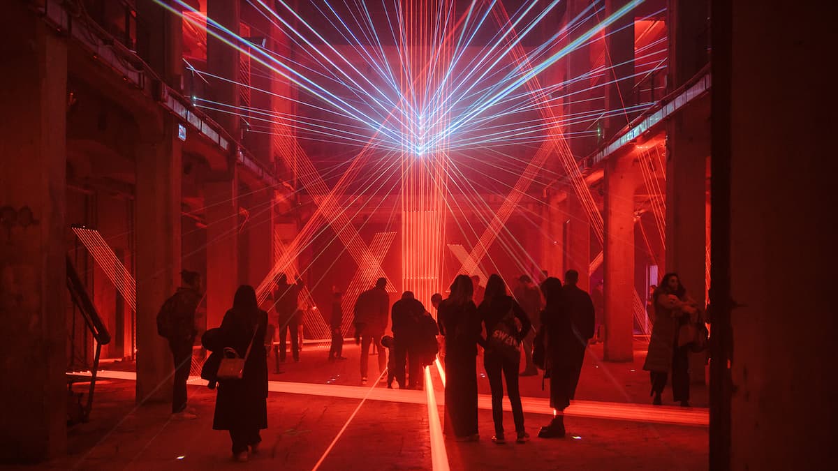 Exposición inmersiva «Universos de Luz» en València