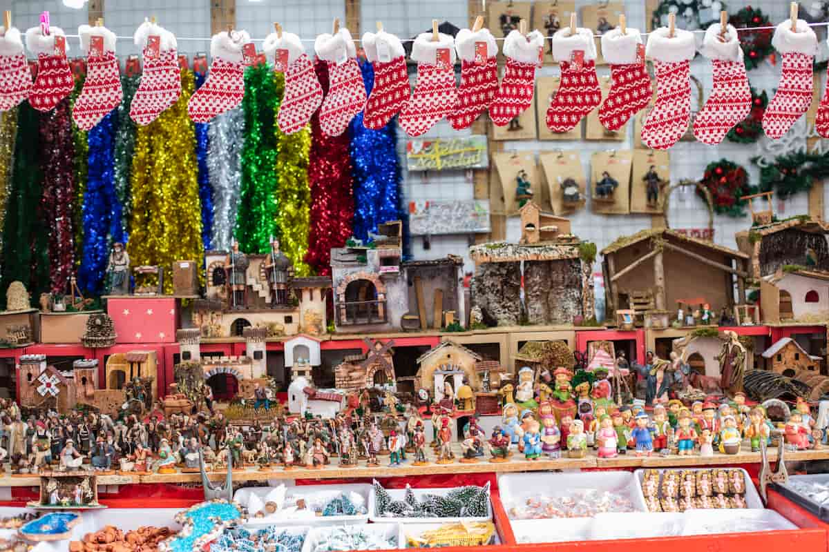 RastroClet navideño en el barrio de Benimaclet de València 