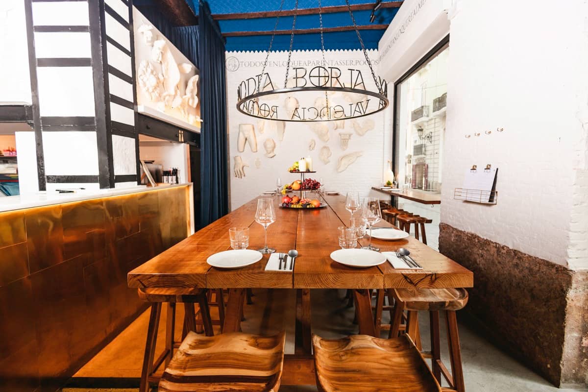 Cena con maridaje en Borgia Winebar & Spirits en València