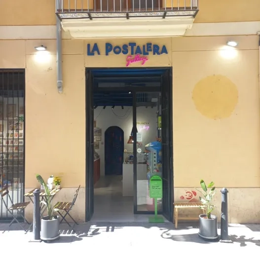 Itinerario de aproximación libre de obstáculos y sobre plataforma única.
