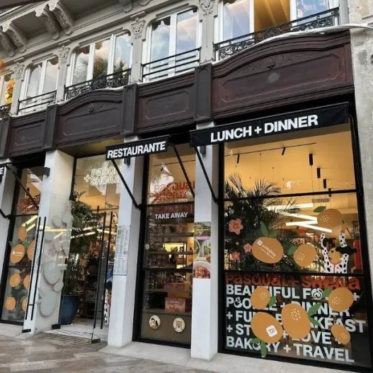 Main access to the establishment with proper exterior accessibility.