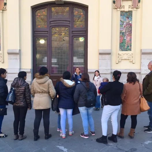 estación del norte detalle visita guiada exterior