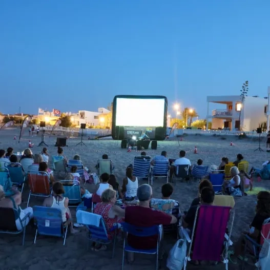 Cine gratis y al aire libre este verano en las playas de València
