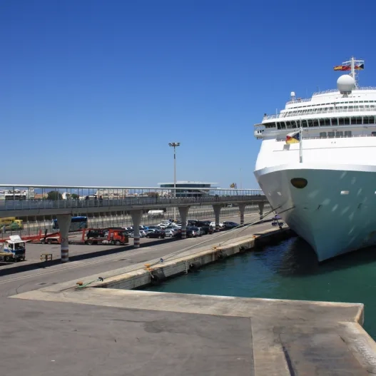puerto valencia muelle de poniente