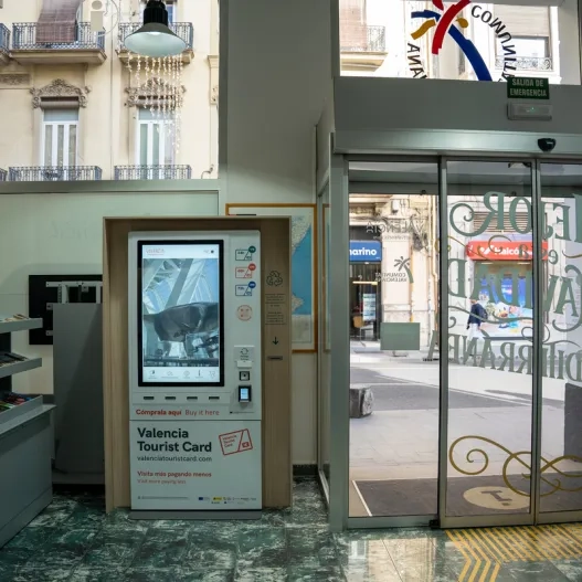 Kiosco Oficina de turismo calle Paz