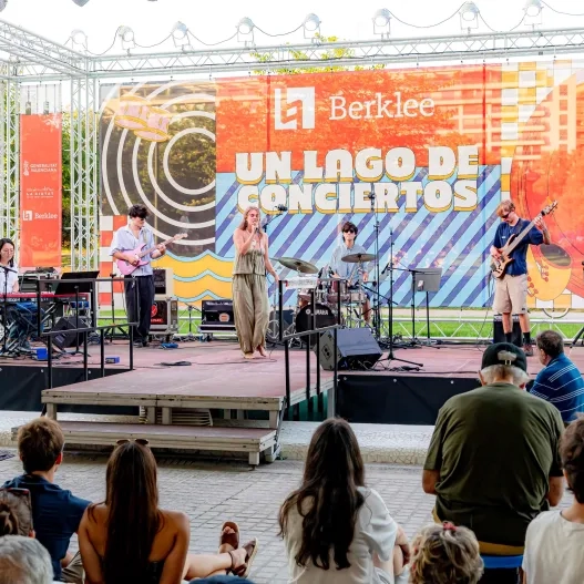Un lago de conciertos
