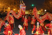 Dragón en la Cabalgata del Año Nuevo Chino