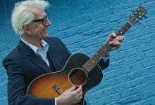 Concierto de Nick Lowe y Los Straitjackets en València