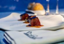 Cena y show de magia en el Restaurante Submarino de València