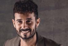 Antoñito Molina y su voz llenan el Roig Arena 