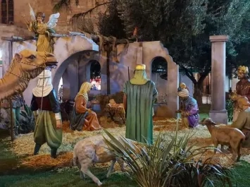 Haz un recorrido guiado por algunos de los belenes de València