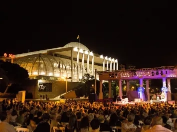 https://www.visitvalencia.com/agenda-valencia/conciertos-gratuitos-los-jueves-en-los-jardines-del-palau-de-la-musica