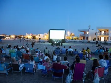 Cine gratis y al aire libre este verano en las playas de València